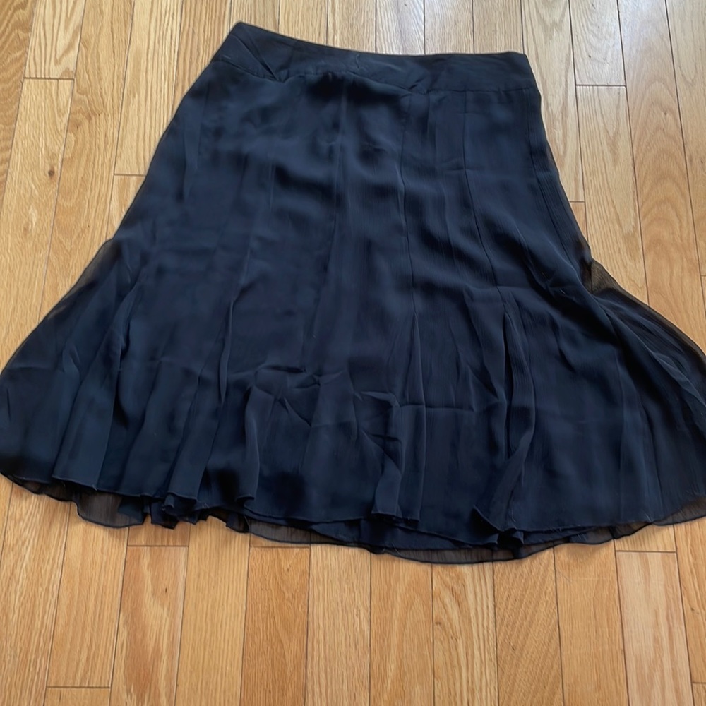 Skirt NWT pleated